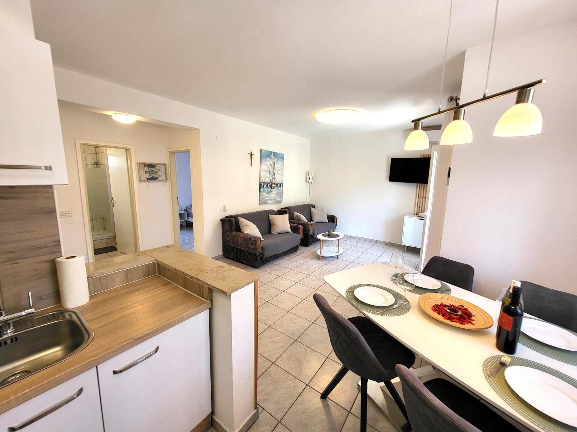 Apartments Pitve Jelsa  Ngoại thất bức ảnh