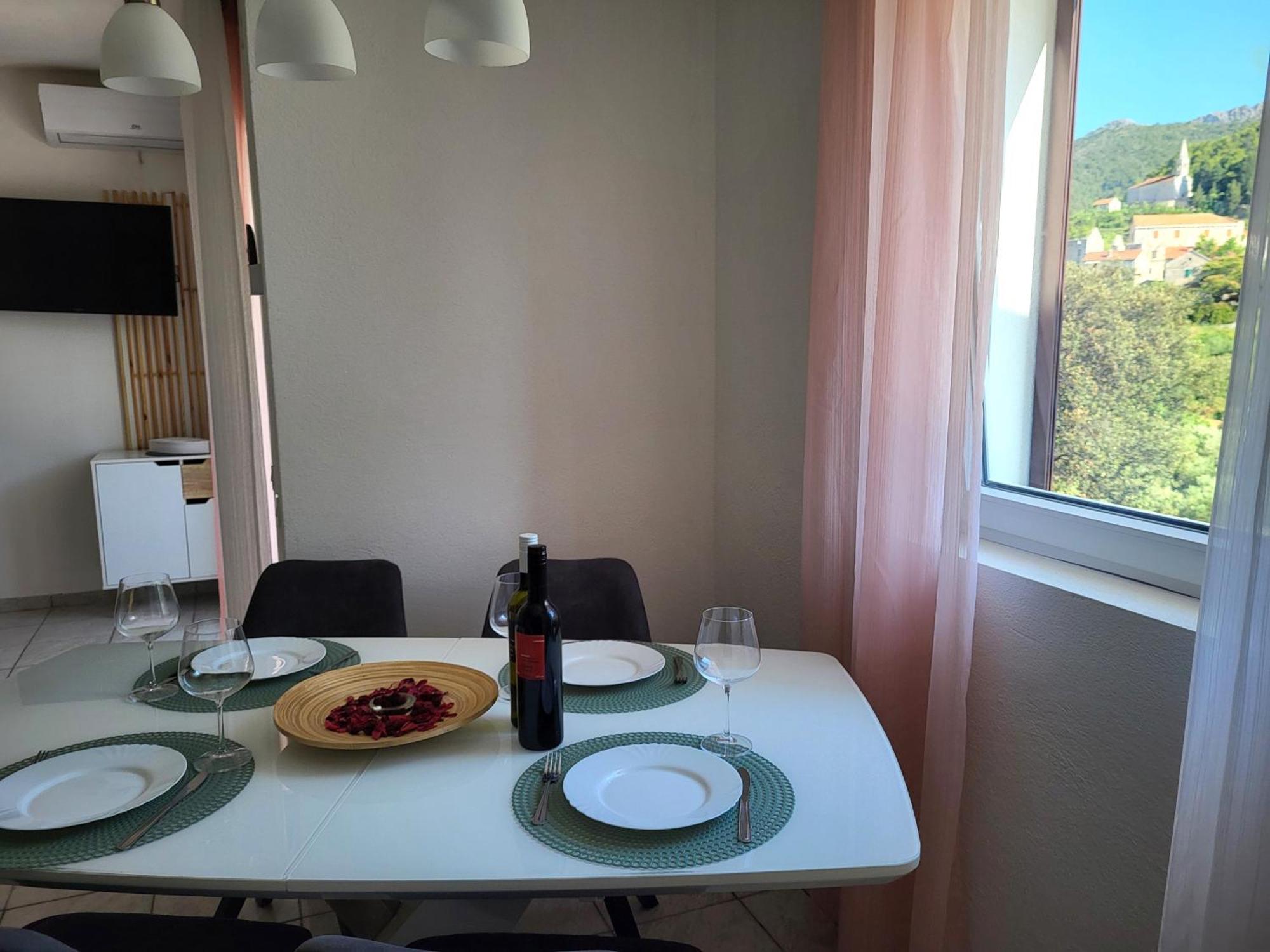 Apartments Pitve Jelsa  Ngoại thất bức ảnh