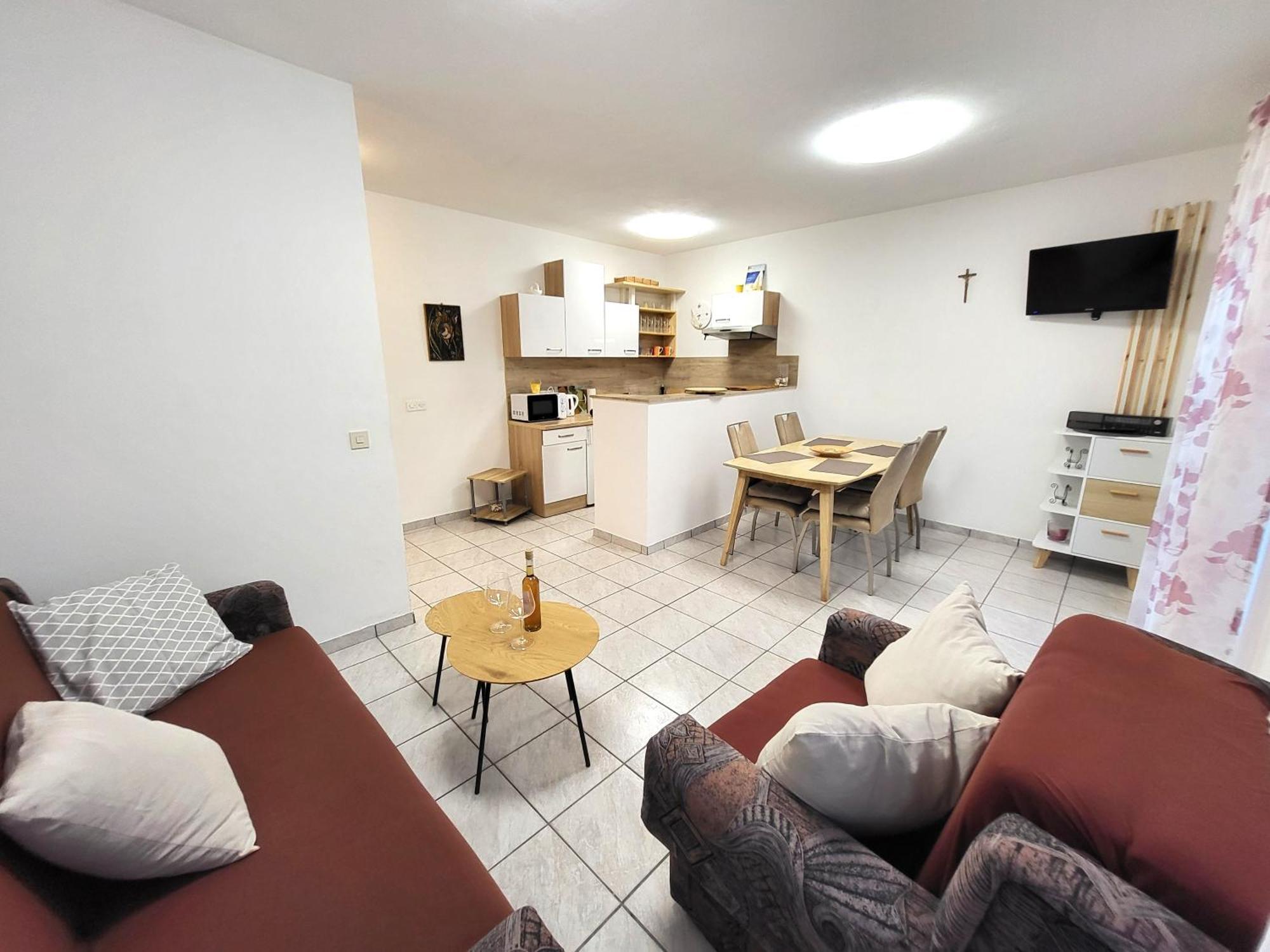 Apartments Pitve Jelsa  Ngoại thất bức ảnh